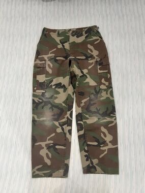 Vintage Rothco Dark Woodland Camo Pants. (Green/Brown/Tan/black)